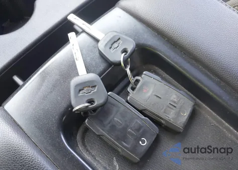 2016 Chevrolet Silverado 1500 1Lt from USA, damaged, VIN 1GCRCREC0GZ216104